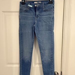 710 Levi’s Women's Blue Denim Jeans